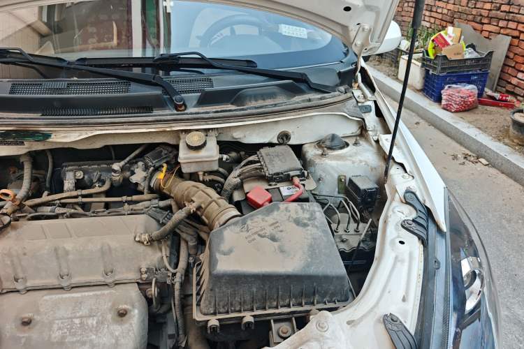 Used Chery Fengyun 2 2015 1.5L Manual New Edition Engine Bay Left