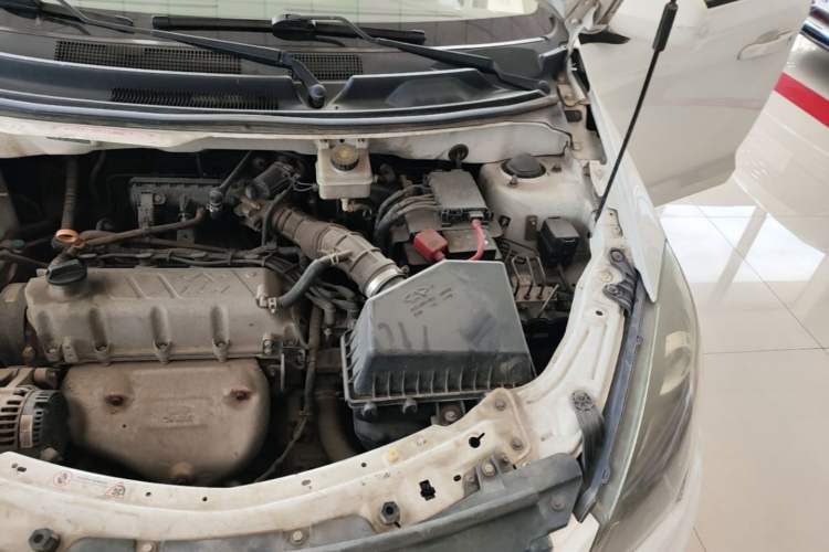 Used Chery Fengyun 2 2015 1.5L Manual New Edition Engine Bay Left