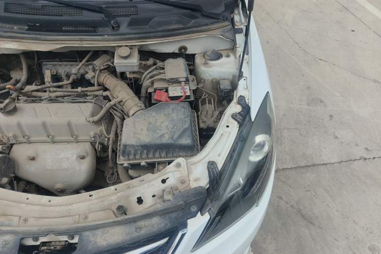 Used Chery Fengyun 2 2015 1.5L Manual New Edition Engine Bay Left
