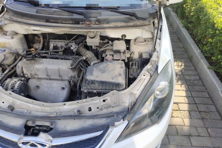 Used Chery Fengyun 2 2015 1.5L Manual New Edition Engine Bay Left