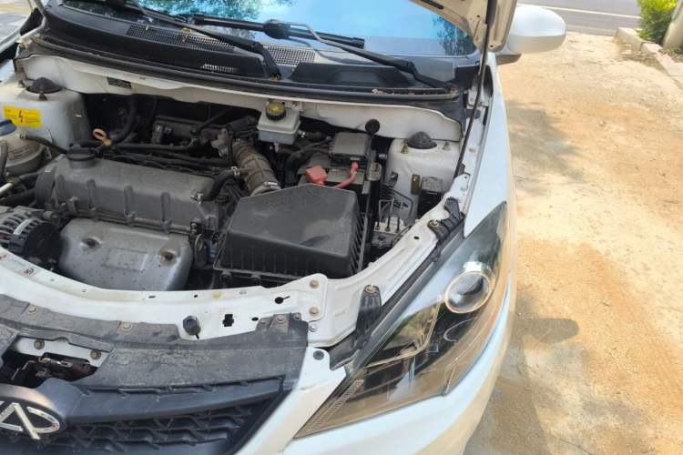 Used Chery Fengyun 2 2015 1.5L Manual New Edition Engine Bay Left