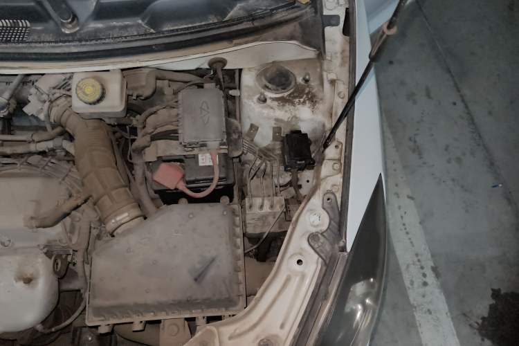 Used Chery Fengyun 2 2015 1.5L Manual New Edition Engine Bay Left