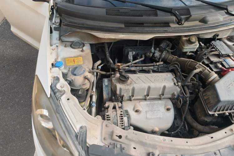 Used Chery Fengyun 2 2015 1.5L Manual New Edition Engine Bay Right