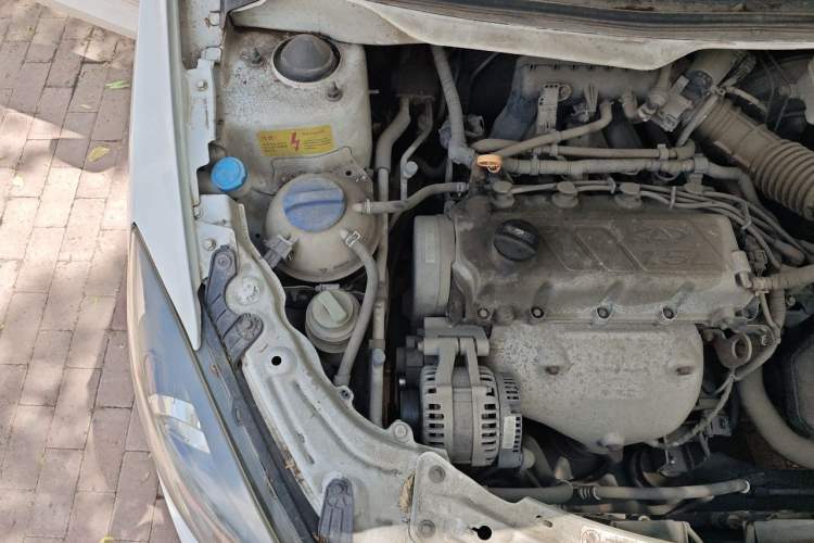 Used Chery Fengyun 2 2015 1.5L Manual New Edition Engine Bay Right