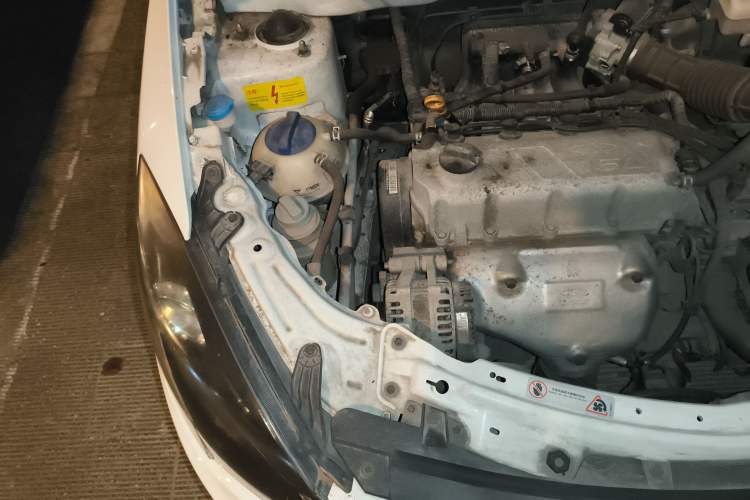 Used Chery Fengyun 2 2015 1.5L Manual New Edition Engine Bay Right