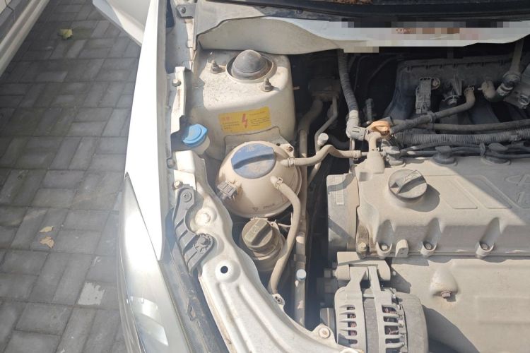 Used Chery Fengyun 2 2015 1.5L Manual New Edition Engine Bay Right