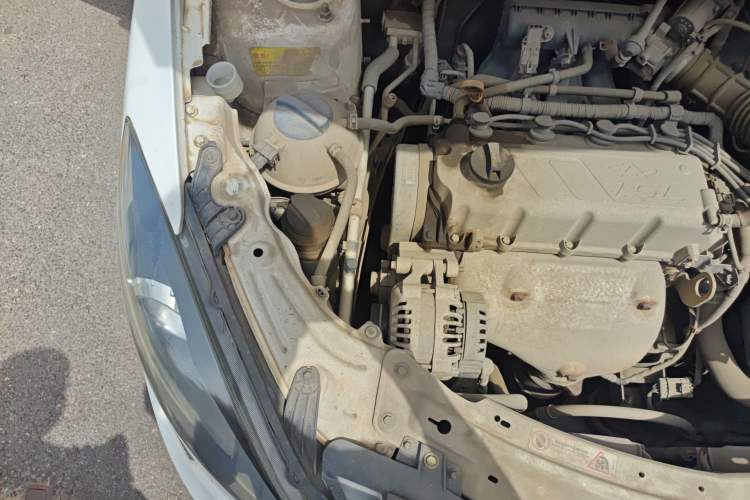 Used Chery Fengyun 2 2015 1.5L Manual New Edition Engine Bay Right