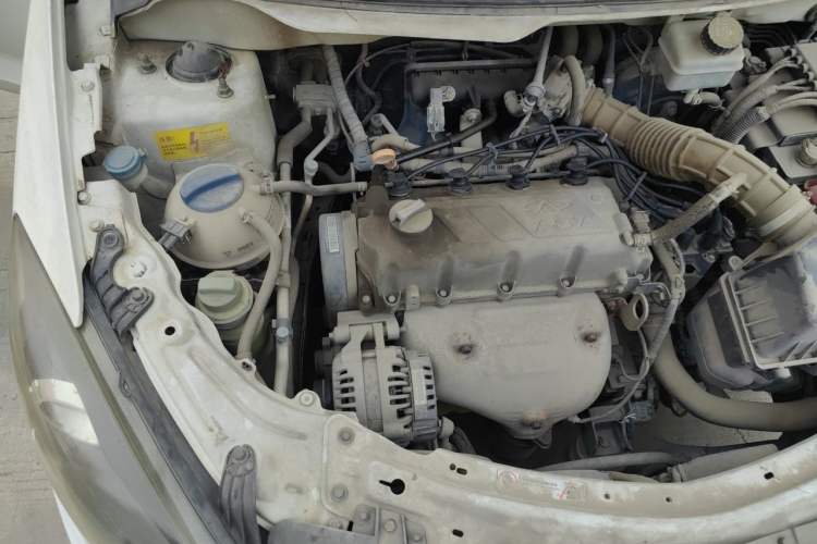Used Chery Fengyun 2 2015 1.5L Manual New Edition Engine Bay Right