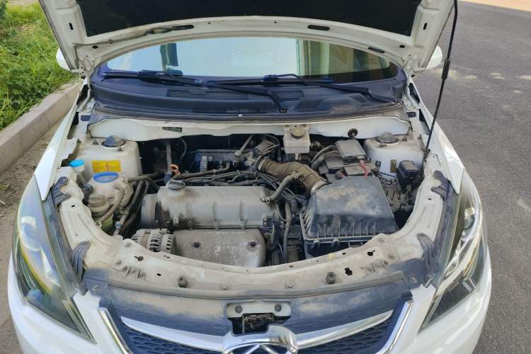 Used Chery Fengyun 2 2015 1.5L Manual New Edition Engine Bay