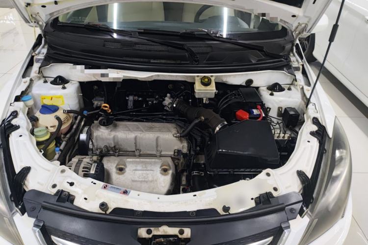 Used Chery Fengyun 2 2015 1.5L Manual New Edition Engine Bay