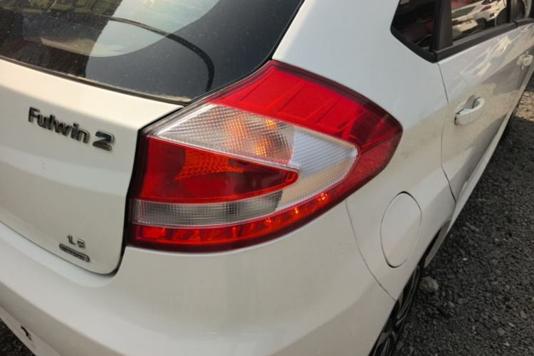 Used Chery Fengyun 2 2015 1.5L Manual New Edition Exterior 3