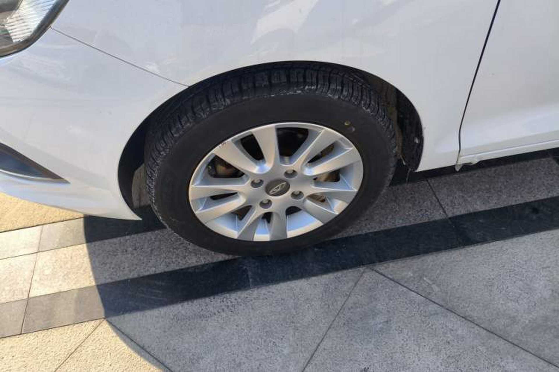 Used Chery Fengyun 2 2015 1.5L Manual New Edition Exterior 4