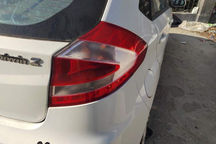 Used Chery Fengyun 2 2015 1.5L Manual New Edition Exterior 6