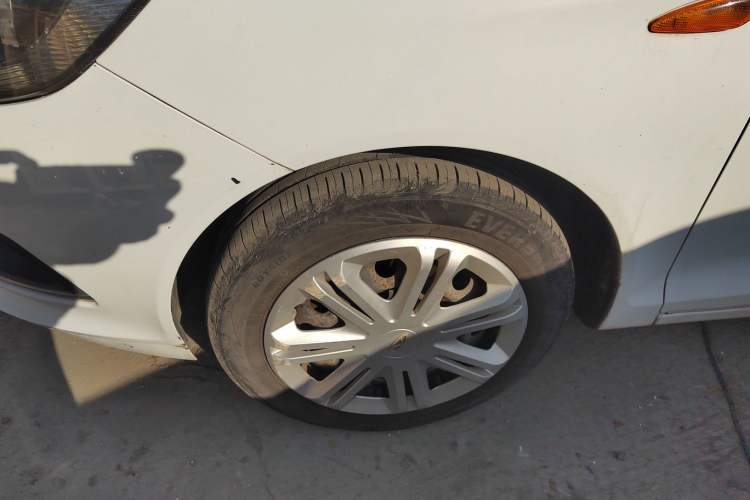 Used Chery Fengyun 2 2015 1.5L Manual New Edition Exterior 7