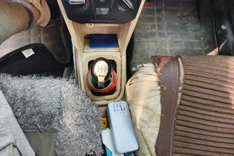 Used Chery Fengyun 2 2015 1.5L Manual New Edition Gear Lever