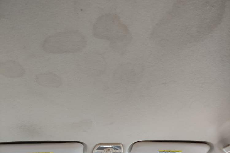 Used Chery Fengyun 2 2015 1.5L Manual New Edition Headliner