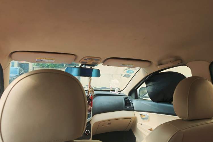 Used Chery Fengyun 2 2015 1.5L Manual New Edition Headliner