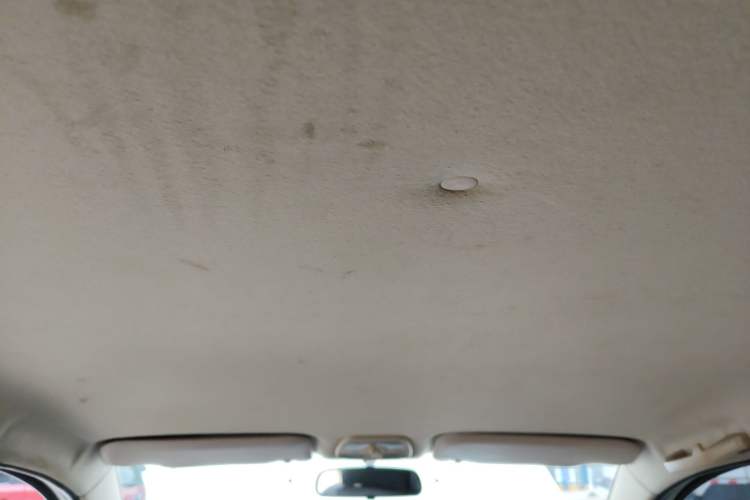 Used Chery Fengyun 2 2015 1.5L Manual New Edition Headliner