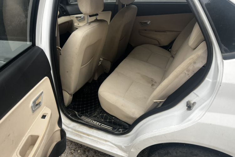 Used Chery Fengyun 2 2015 1.5L Manual New Edition Interior 3