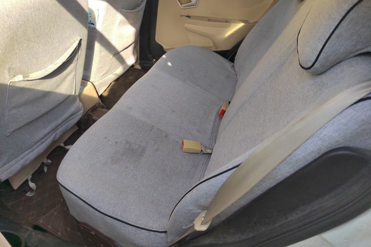 Used Chery Fengyun 2 2015 1.5L Manual New Edition Interior 4