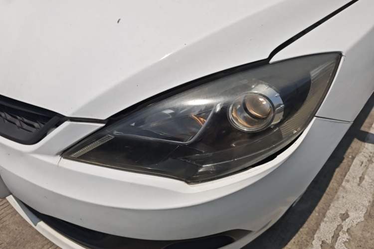 Used Chery Fengyun 2 2015 1.5L Manual New Edition Left Front Headlight