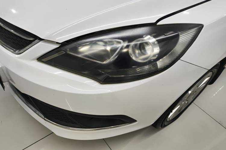 Used Chery Fengyun 2 2015 1.5L Manual New Edition Left Front Headlight