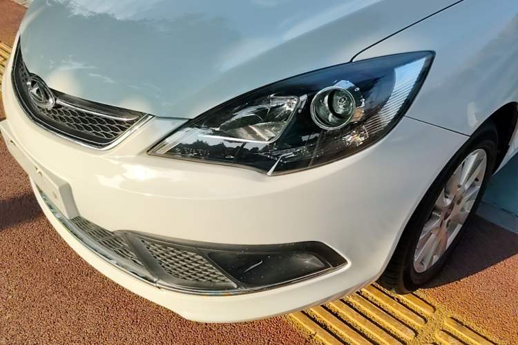 Used Chery Fengyun 2 2015 1.5L Manual New Edition Left Front Headlight