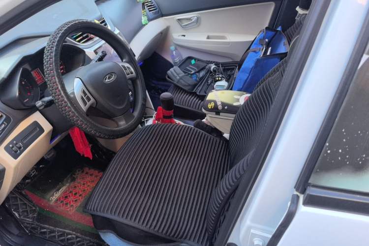 Used Chery Fengyun 2 2015 1.5L Manual New Edition Left Front Seat