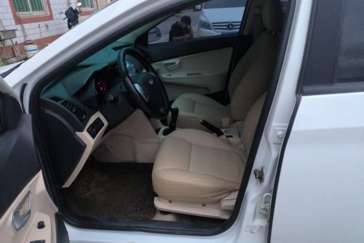 Used Chery Fengyun 2 2015 1.5L Manual New Edition Left Front Seat