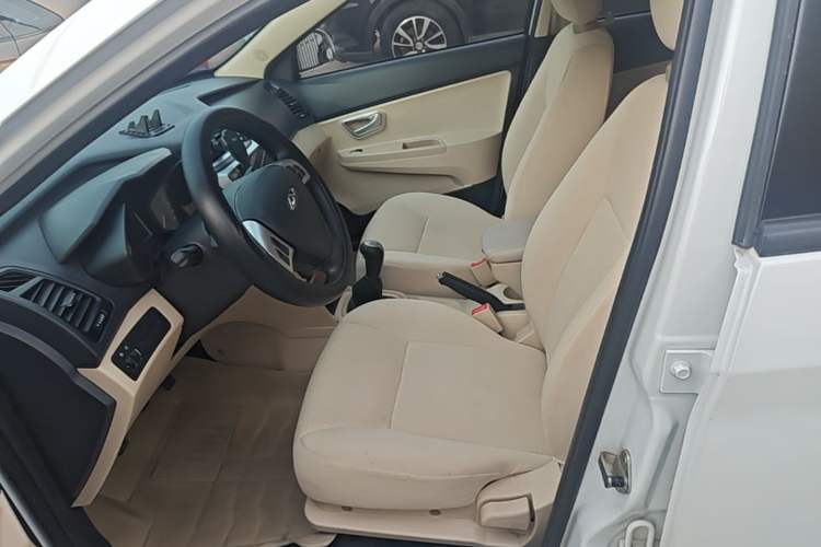 Used Chery Fengyun 2 2015 1.5L Manual New Edition Left Front Seat