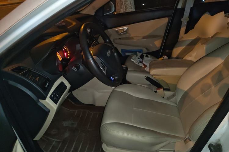 Used Chery Fengyun 2 2015 1.5L Manual New Edition Left Front Seat