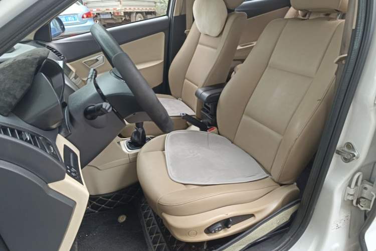 Used Chery Fengyun 2 2015 1.5L Manual New Edition Left Front Seat
