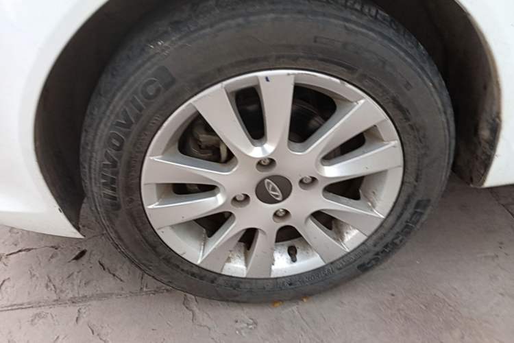 Used Chery Fengyun 2 2015 1.5L Manual New Edition Left Front Wheel Hub