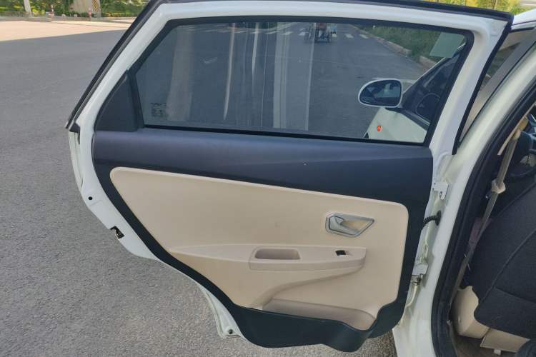 Used Chery Fengyun 2 2015 1.5L Manual New Edition Left Rear Door Interior