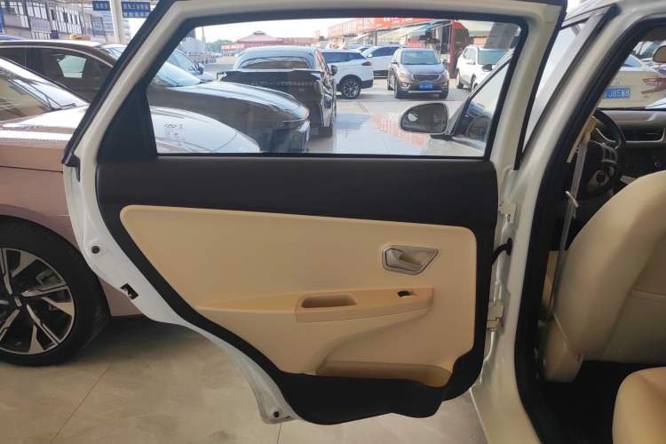 Used Chery Fengyun 2 2015 1.5L Manual New Edition Left Rear Door Interior