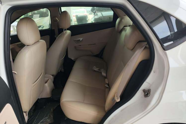 Used Chery Fengyun 2 2015 1.5L Manual New Edition Left Rear Seat