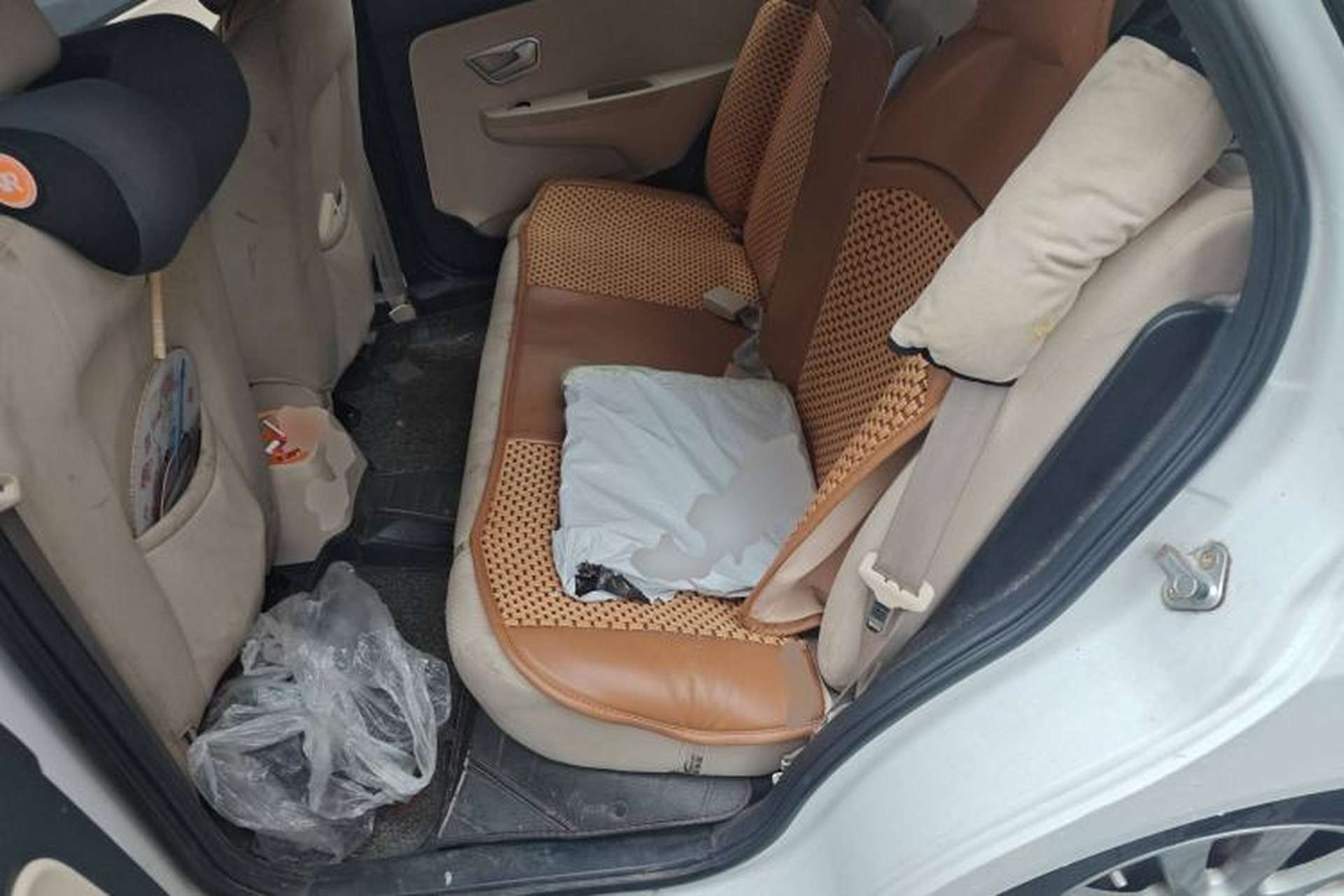 Used Chery Fengyun 2 2015 1.5L Manual New Edition Left Rear Seat