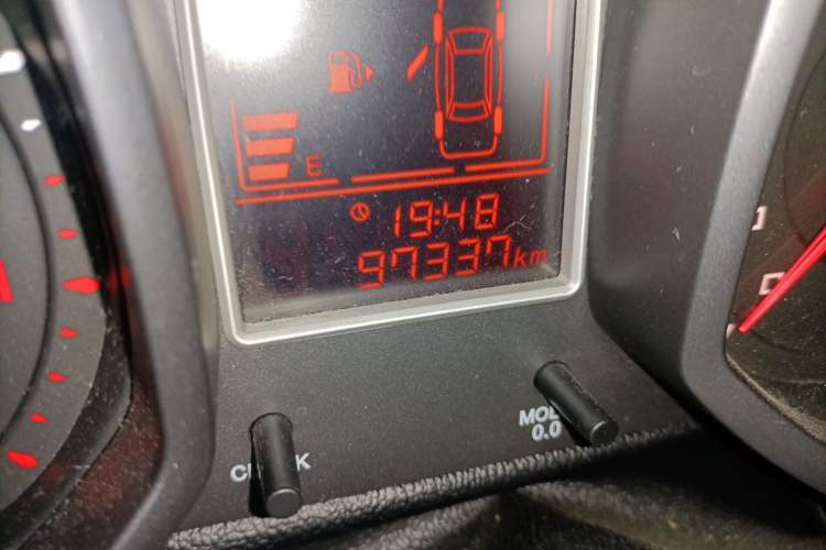 Used Chery Fengyun 2 2015 1.5L Manual New Edition Odometer Close Up