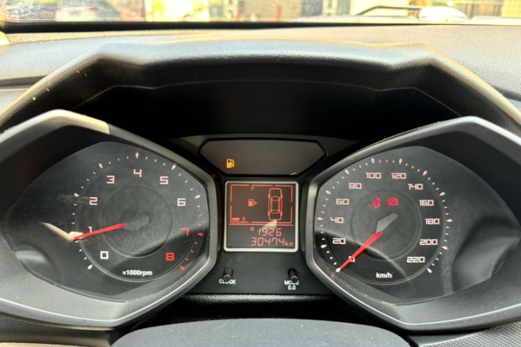 Used Chery Fengyun 2 2015 1.5L Manual New Edition Odometer Close Up