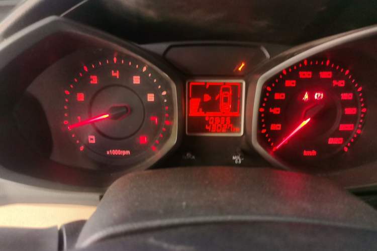 Used Chery Fengyun 2 2015 1.5L Manual New Edition Odometer Close Up