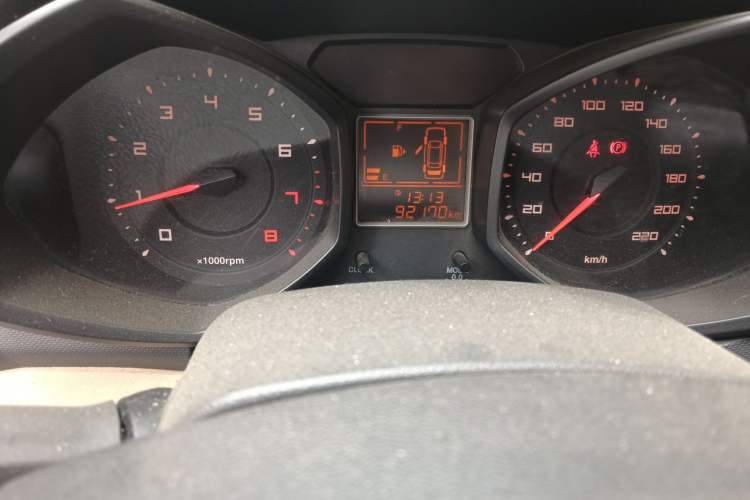 Used Chery Fengyun 2 2015 1.5L Manual New Edition Odometer Close Up