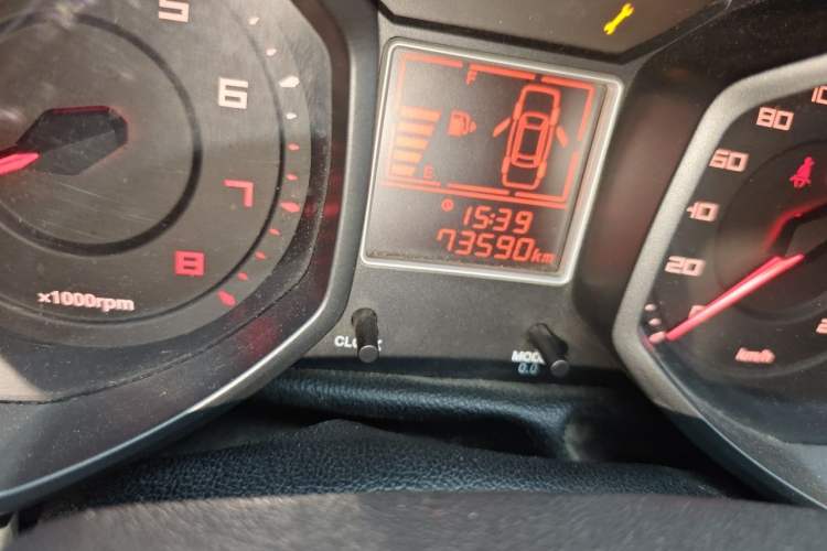 Used Chery Fengyun 2 2015 1.5L Manual New Edition Odometer Close Up