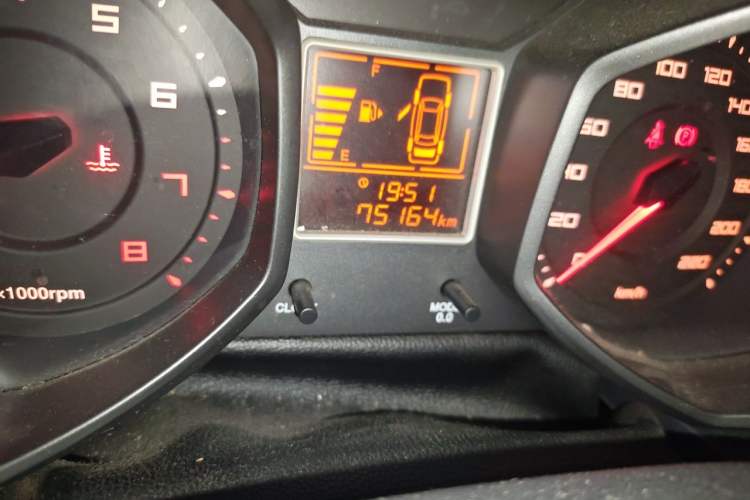 Used Chery Fengyun 2 2015 1.5L Manual New Edition Odometer Close Up