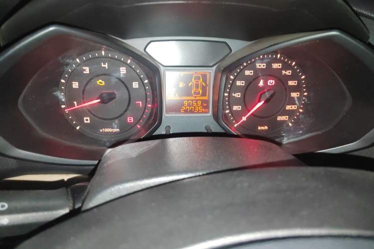Used Chery Fengyun 2 2015 1.5L Manual New Edition Odometer Close Up