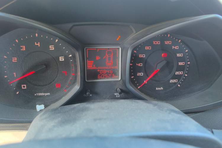 Used Chery Fengyun 2 2015 1.5L Manual New Edition Odometer Close Up