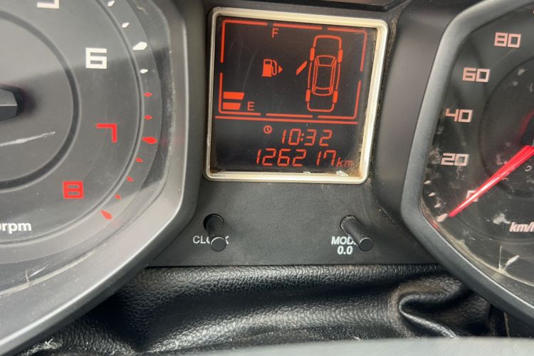 Used Chery Fengyun 2 2015 1.5L Manual New Edition Odometer Close Up
