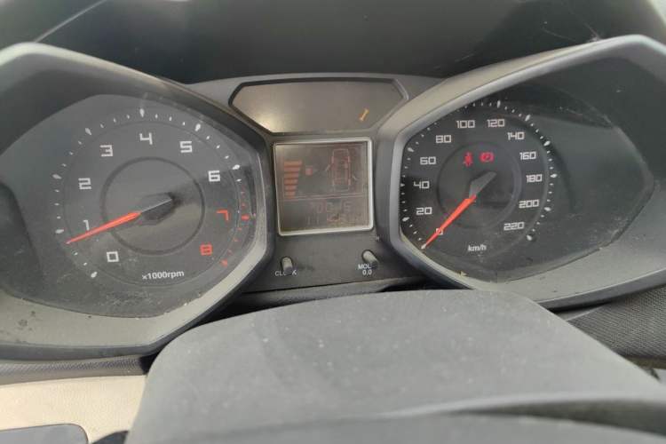 Used Chery Fengyun 2 2015 1.5L Manual New Edition Odometer Close Up
