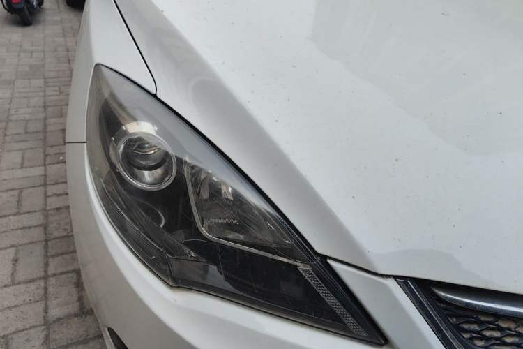 Used Chery Fengyun 2 2015 1.5L Manual New Edition Right Front Headlight