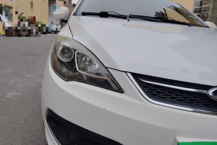 Used Chery Fengyun 2 2015 1.5L Manual New Edition Right Front Headlight