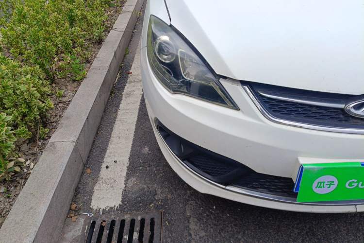 Used Chery Fengyun 2 2015 1.5L Manual New Edition Right Front Headlight